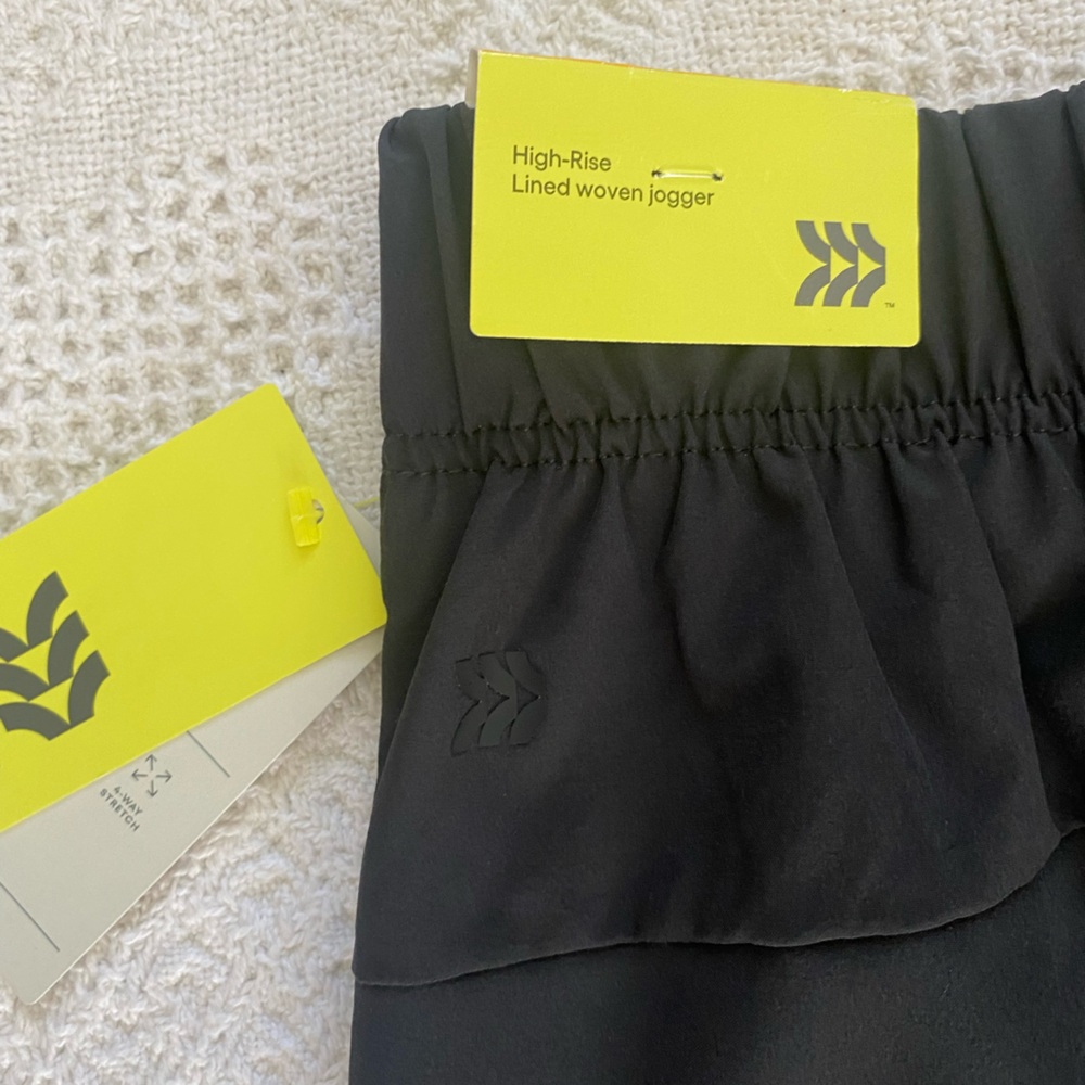 All in Motion NWT High Rise Lined Woven Joggers Womens Small Black - Picture 5 of 6